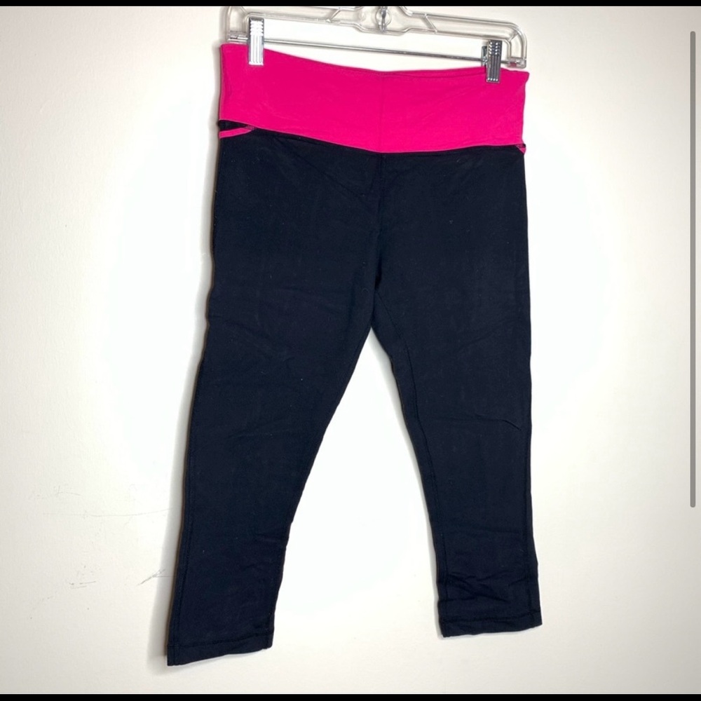 Lululemon size 8 leggings